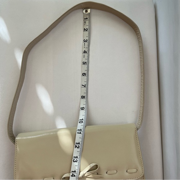 Vintage Tan Handbag - Picture 9 of 12